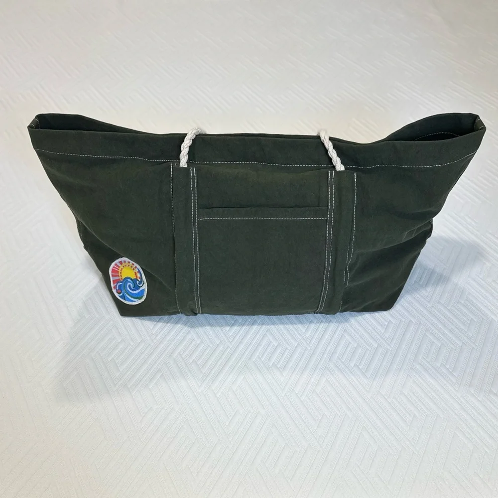 Free People Sea Serpent Weekender Tote Bag Olive Green Canvas NWT $128 - Picture 4 of 14